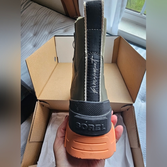 Sorel Free People Movement Waterproof Boots Sz 8.5 - Picture 7 of 7